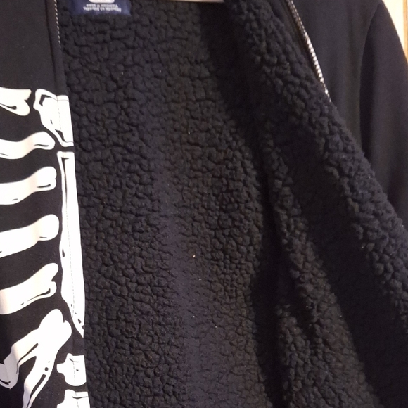 The Children's Place Black Skeleton Hoodie W/ Fleece Interior - Picture 6 of 6